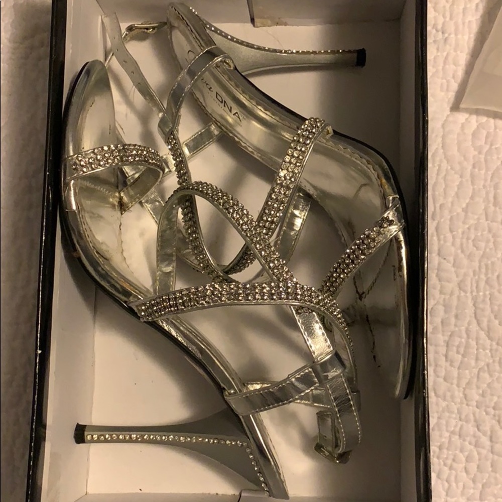 Women’s shoes